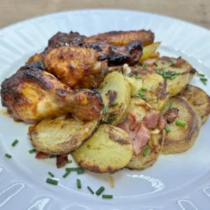 Alitas barbacoa con patatas